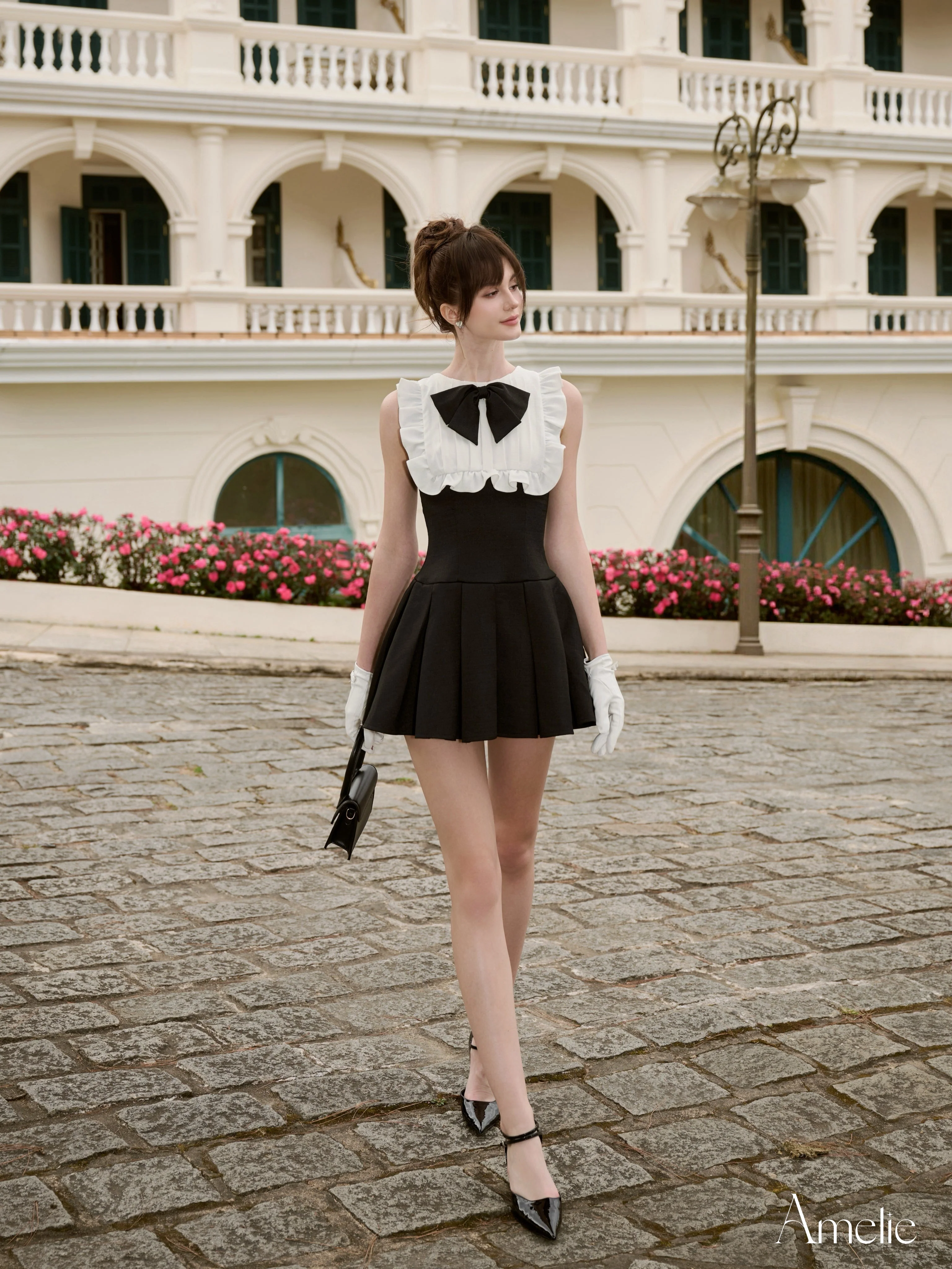 Maxine - Image 3